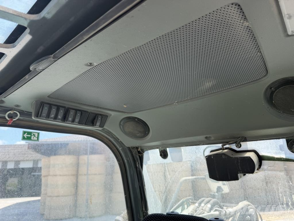 Kramer KT 407 معدات مناولة لأغراض الزراعة