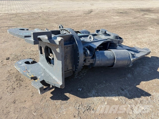 Soosan Pulveriser (Demolition Crusher ) 2700 KG جراشات البناء