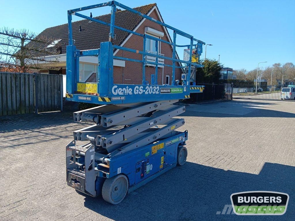 Genie GS2032 Scissor lifts