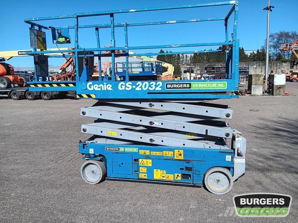 Genie GS2032 Scissor lifts
