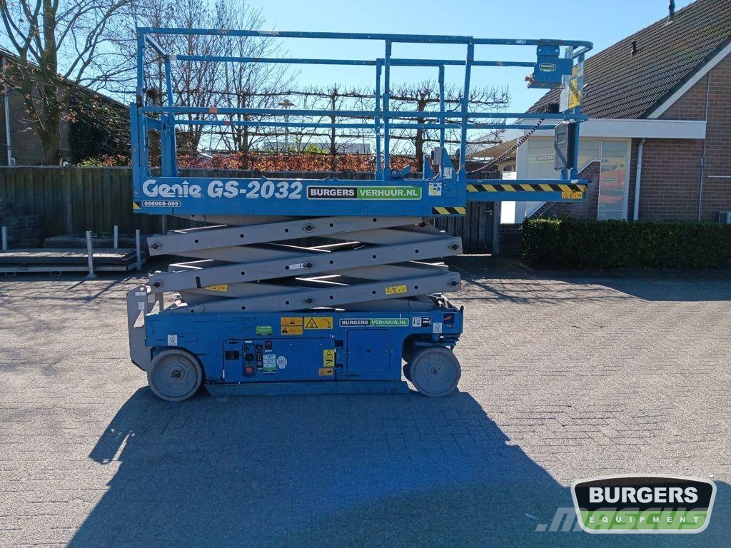 Genie GS2032 Scissor lifts