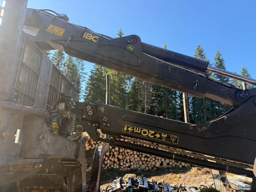 John Deere 1510G Kuormatraktorit