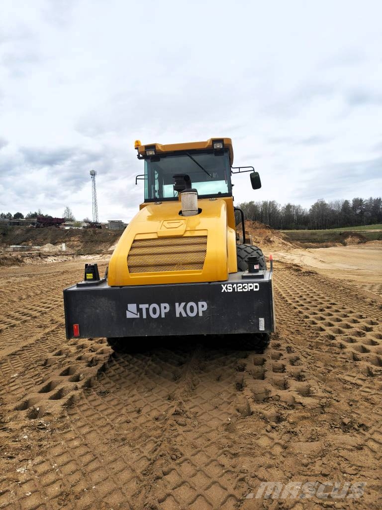 XCMG XS123PD Tek tamburlu silindirler