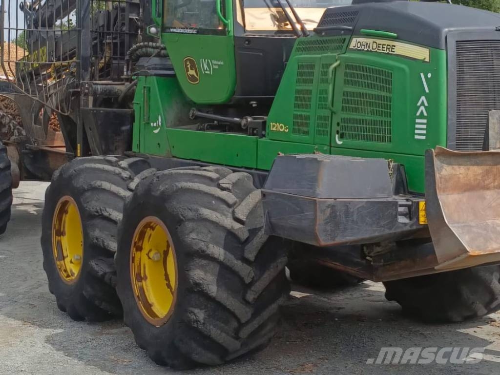 John Deere 1210G Kuormatraktorit