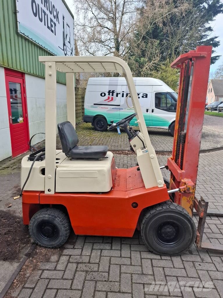 Datsun Nissan F01-A14U Heftruck Газовые погрузчики