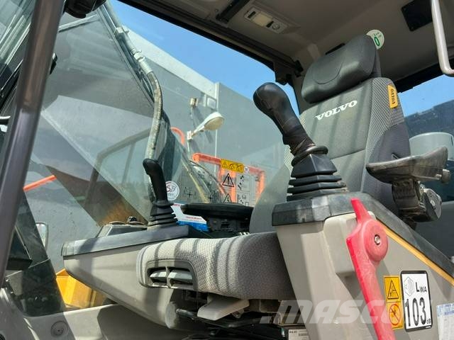 Volvo EC 250 EL Rupsgraafmachines