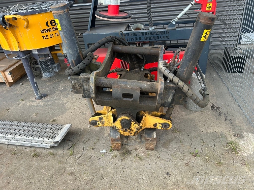 CAT 328 D LCR Bagri goseničarji