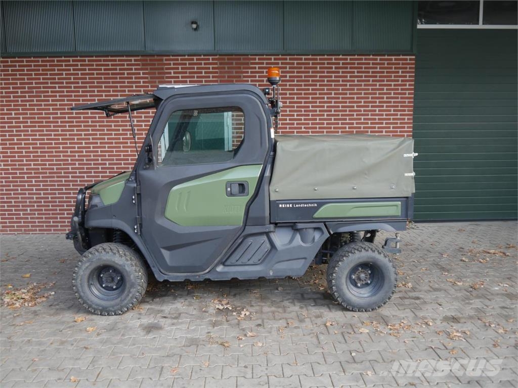 Kioti K9 Allrad UTV LoF Traktoren