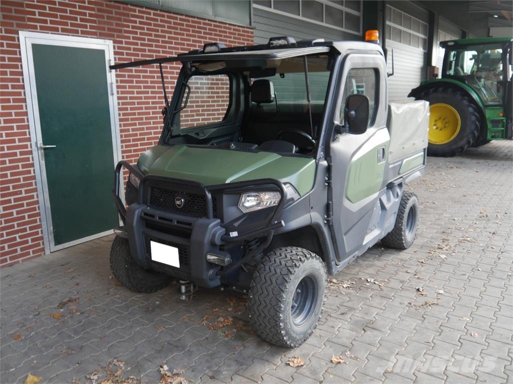 Kioti K9 Allrad UTV LoF Traktoren