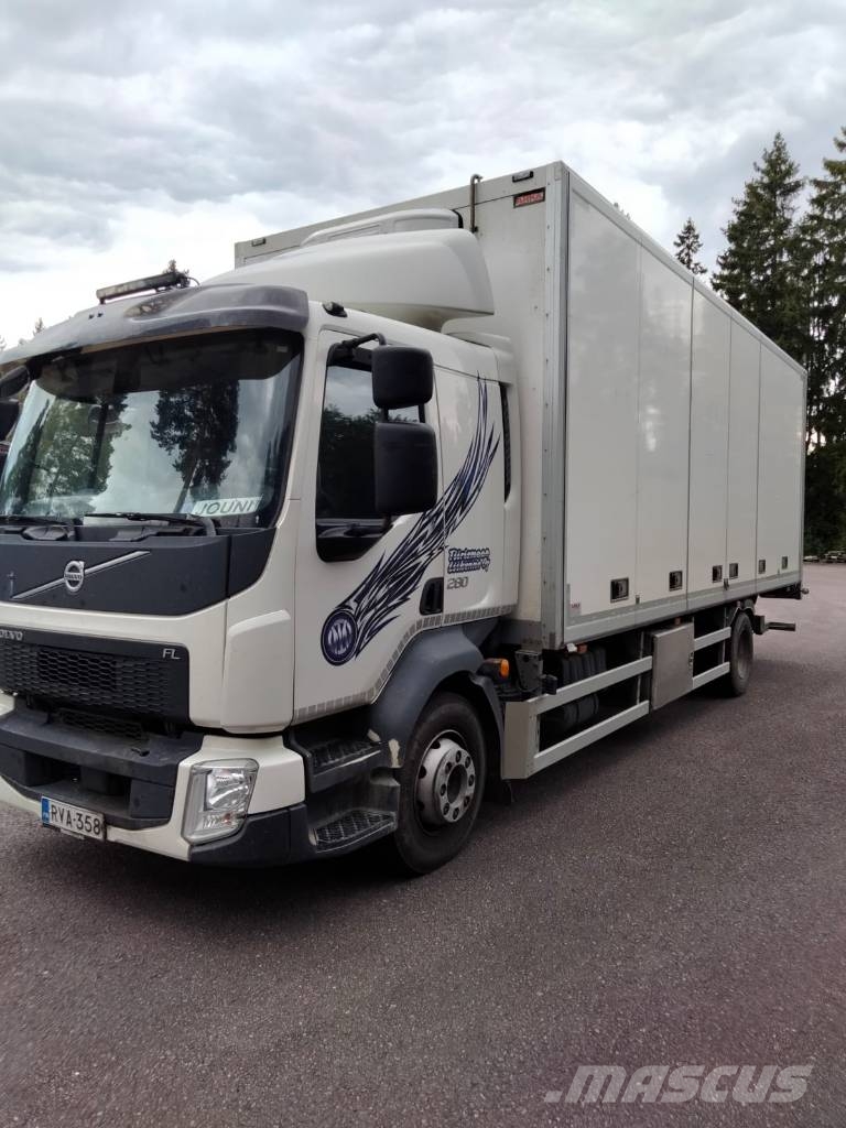 Volvo FL Camiones caja cerrada