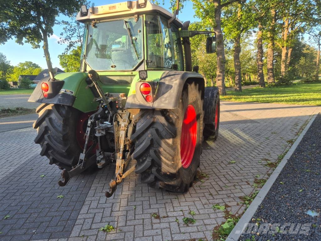 Fendt 716 Vario トラクター