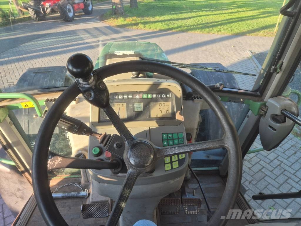 Fendt 716 Vario トラクター