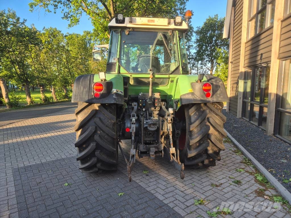 Fendt 716 Vario トラクター