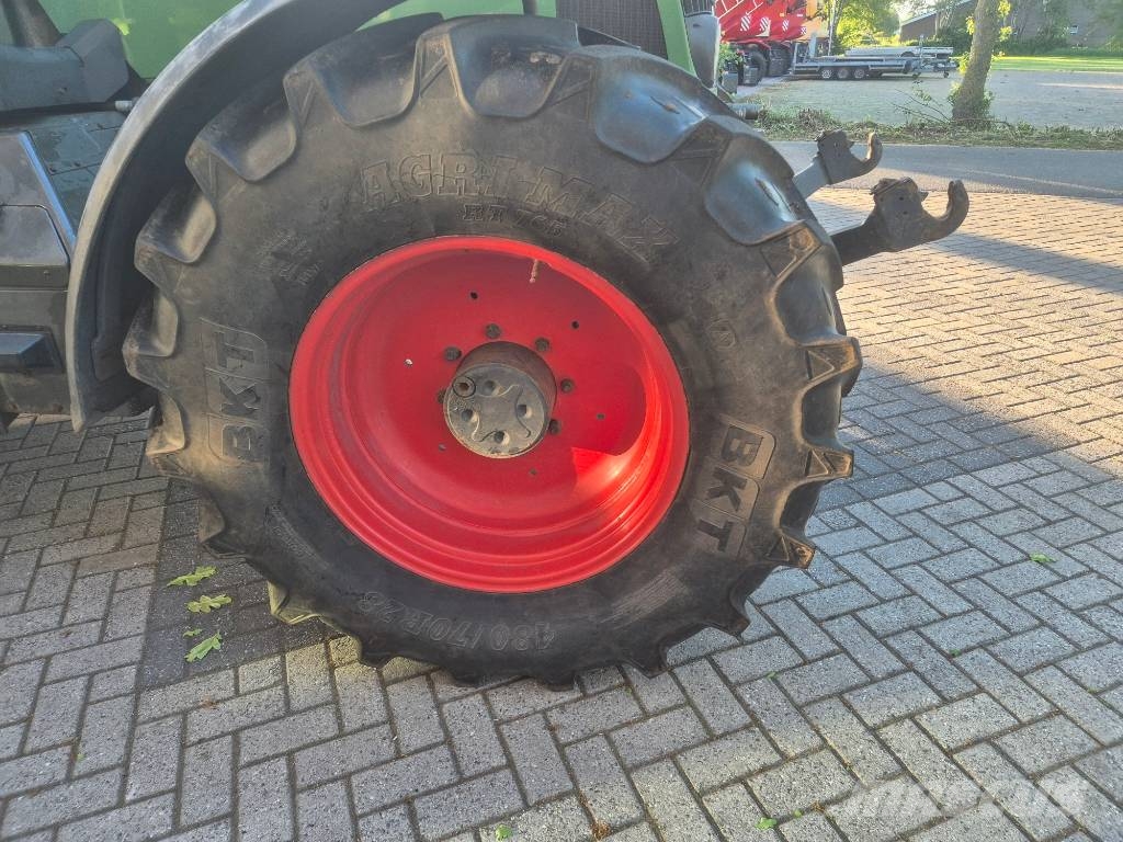 Fendt 716 Vario トラクター