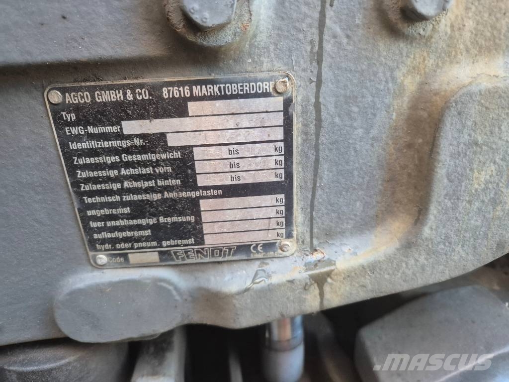 Fendt 716 Vario トラクター