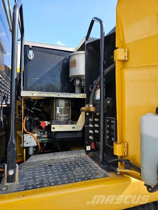 CAT M 315 D Bageri točkaši
