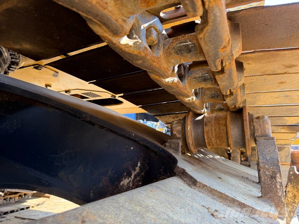 CAT 325 D L LONG REACH 18M Grävmaskiner med lång räckvidd