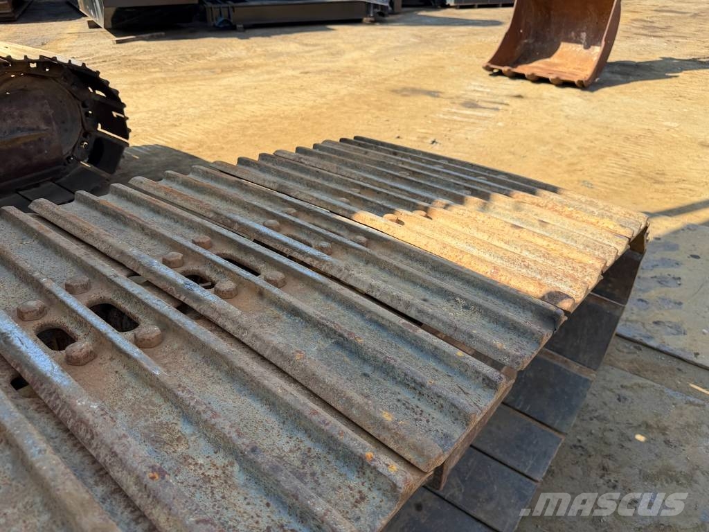 CAT 325 D L LONG REACH 18M Grävmaskiner med lång räckvidd