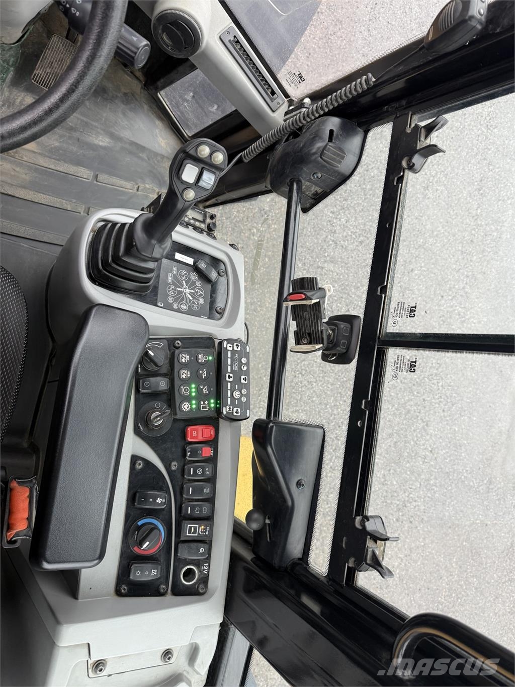 CAT 918M Wheel loaders