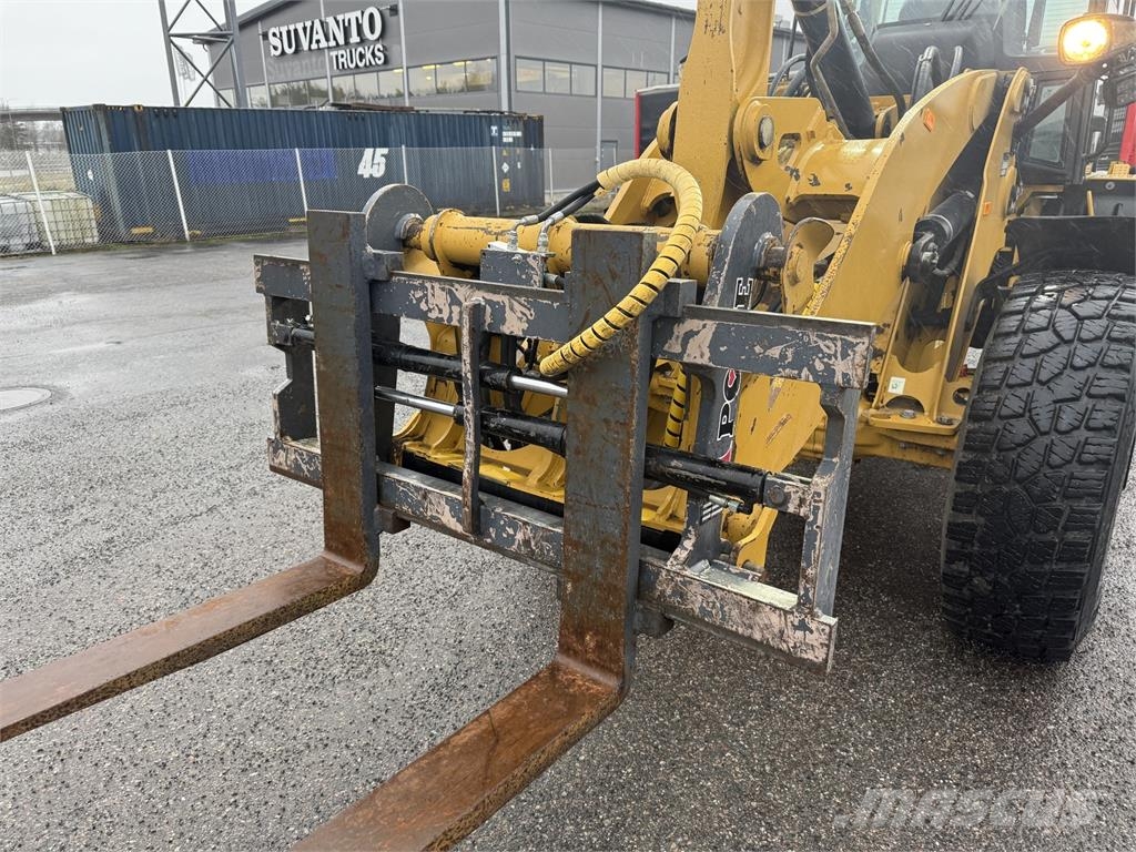 CAT 918M Wheel loaders