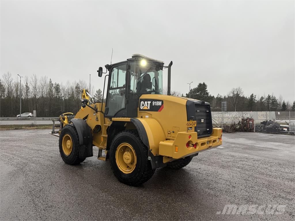 CAT 918M Wheel loaders