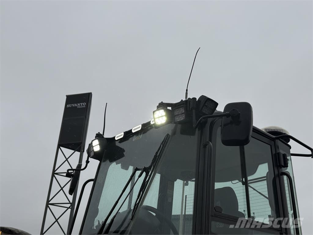 CAT 918M Wheel loaders