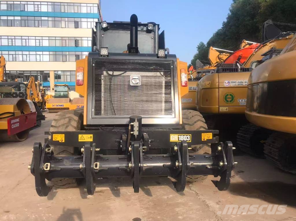 XCMG GR 1803 معدات تمهيد الطرق
