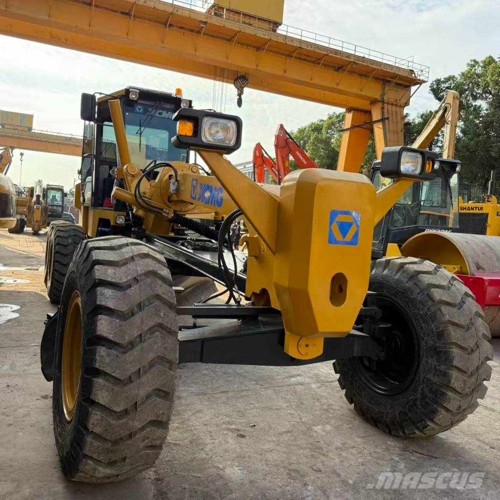 XCMG GR 1803 معدات تمهيد الطرق