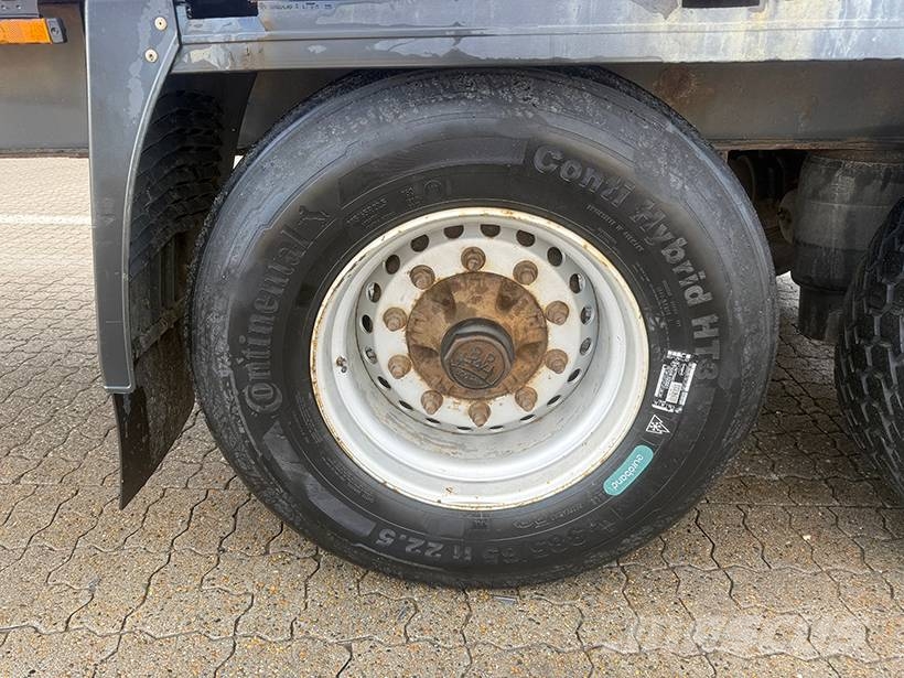 Krone 3 axle Curtainsider / Planenauflieger Tentinės puspriekabės