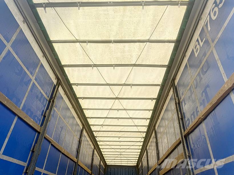 Krone 3 axle Curtainsider / Planenauflieger Tentinės puspriekabės
