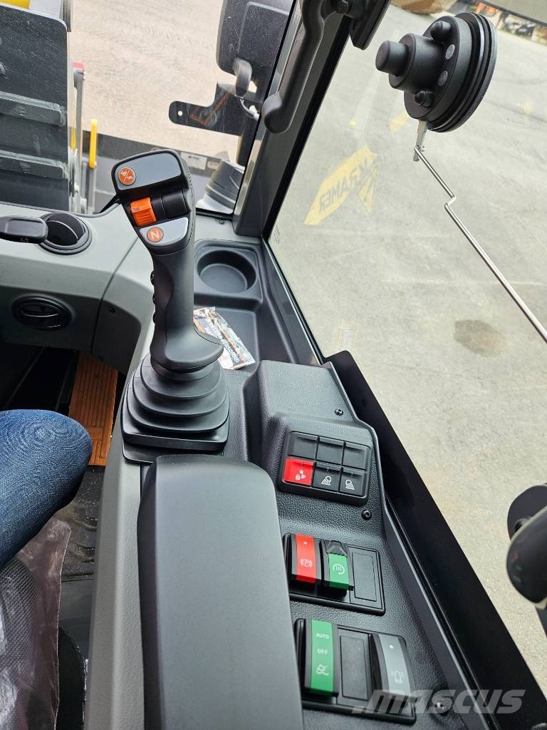 Kramer 5035 Demomaskin Kungälv, Omgående Leverans! Gumikerekes homlokrakodók