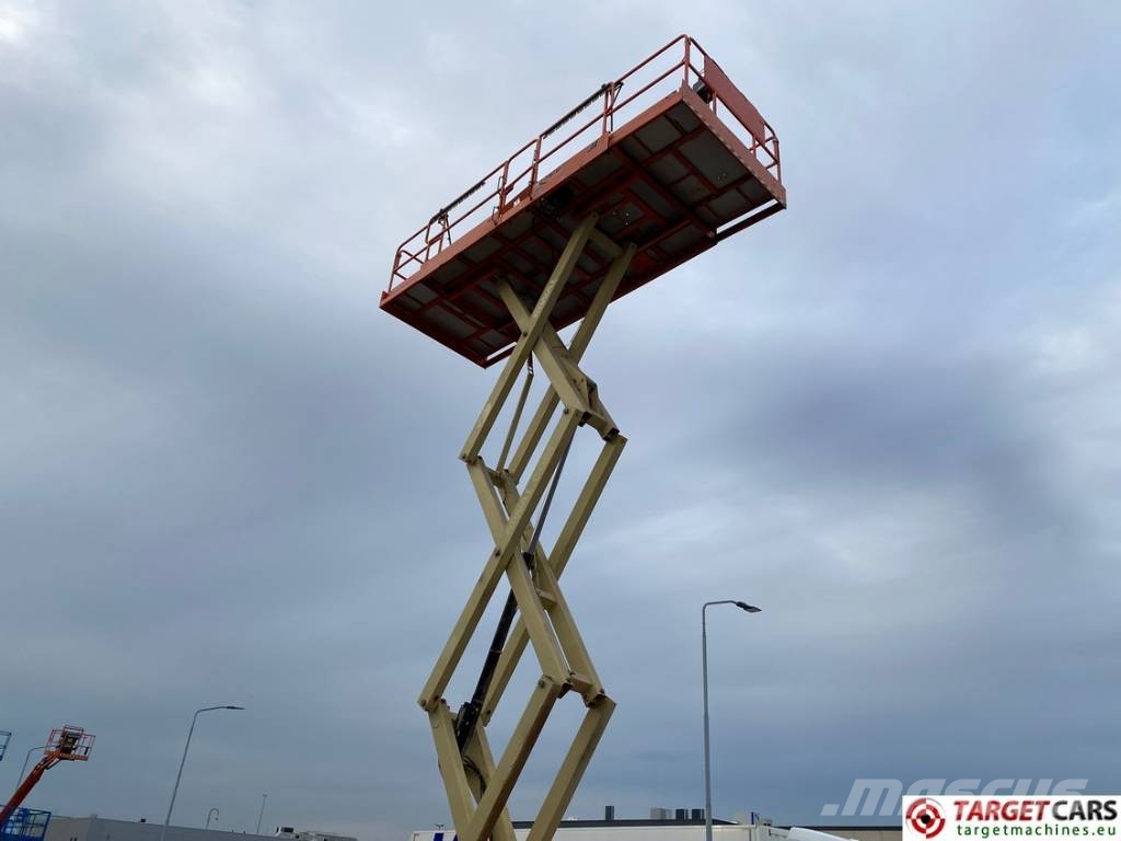 JLG 3394RT Diesel 4x4 Scissor Work Lift 1206cm Käärtõstukid