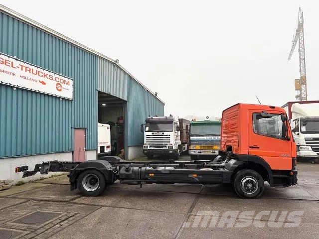 Mercedes-Benz Atego 823L DAY CAB (6-CILINDER) 4x2 CHASSIS (MANUA Chassis