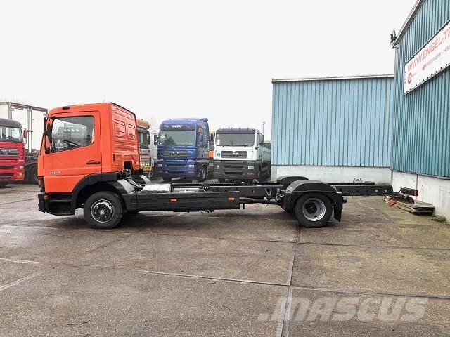Mercedes-Benz Atego 823L DAY CAB (6-CILINDER) 4x2 CHASSIS (MANUA Chassis