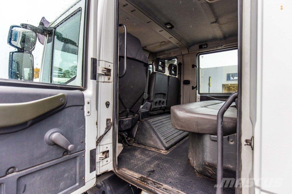 Iveco EUROCARGO ML80E18D-DOKA شاحنات مسطحة/مفصلية الجوانب