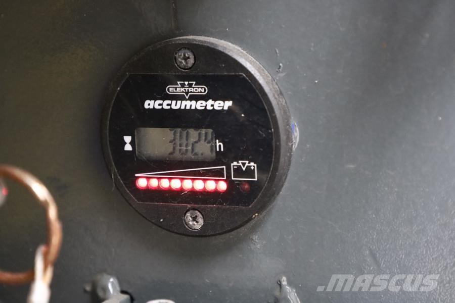 Holland Lift Ecostar HL-7814 Electric, 10m Working Height, 450k Ножничные подъемники