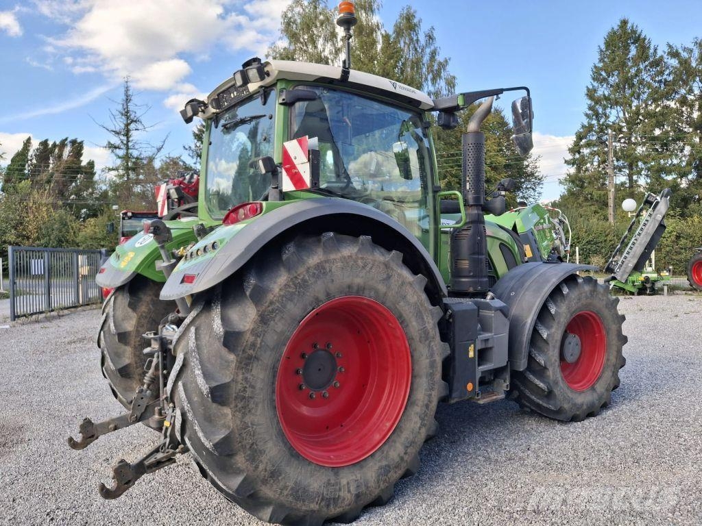 Fendt 718 VARIO POWER + Traktorid
