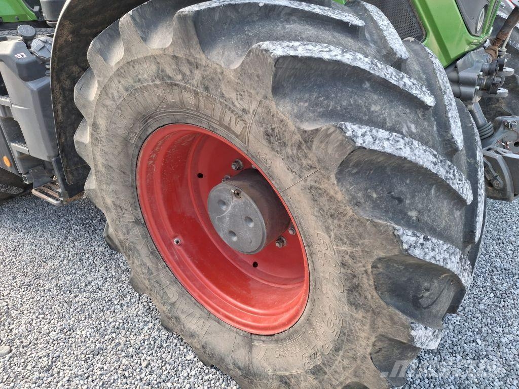 Fendt 718 VARIO POWER + Traktorid