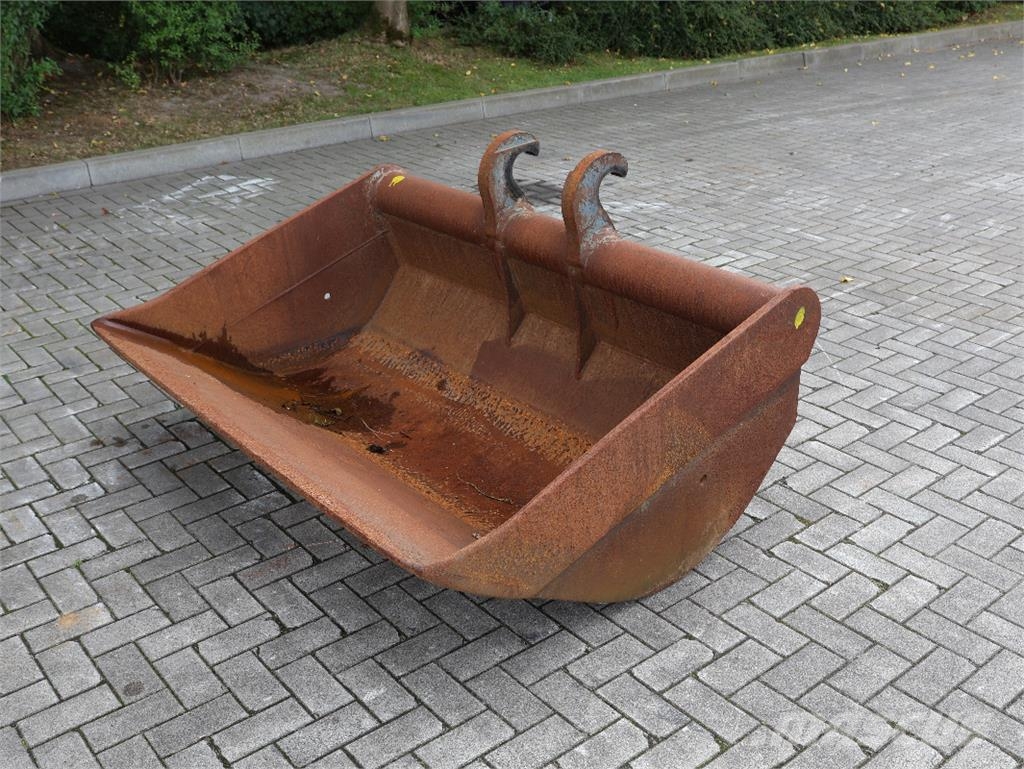 UNIVERSALLÖFFEL 2000 MM B Farm machinery