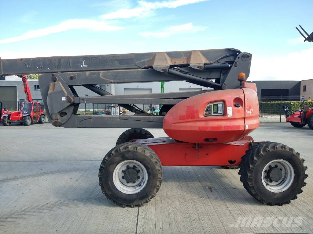Manitou 200 ATJ (261) Zelfrijdende knikarm hoogwerker