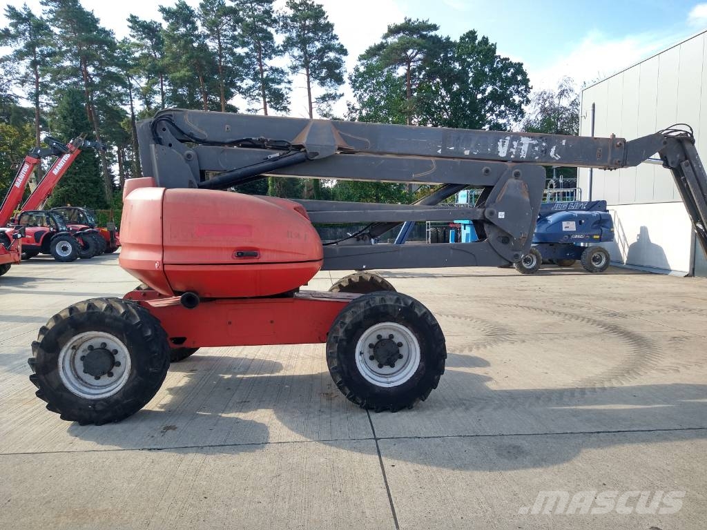 Manitou 200 ATJ (261) Zelfrijdende knikarm hoogwerker