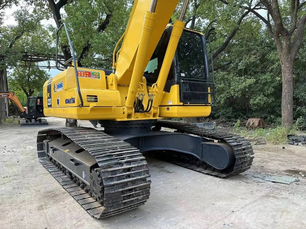 Komatsu PC220-8 Εκσκαφείς με ερπύστριες