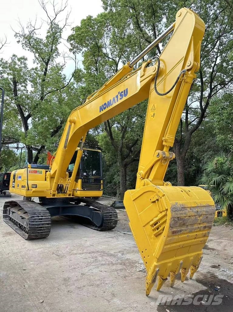 Komatsu PC220-8 Εκσκαφείς με ερπύστριες