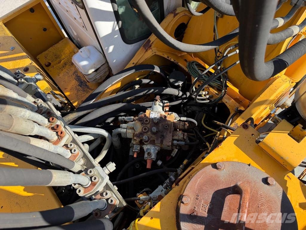 Liebherr A924B Litronic 2x bucket // AIRCON // Outriggers Εκσκαφείς με τροχούς - λάστιχα