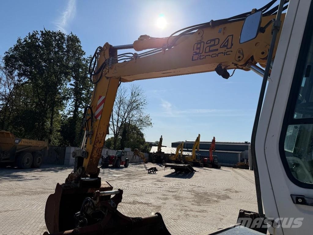 Liebherr A924B Litronic 2x bucket // AIRCON // Outriggers Εκσκαφείς με τροχούς - λάστιχα