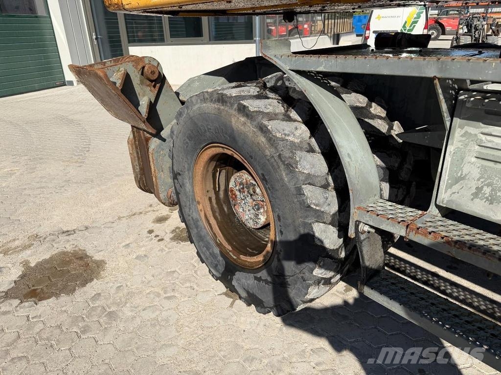 Liebherr A924B Litronic 2x bucket // AIRCON // Outriggers Εκσκαφείς με τροχούς - λάστιχα