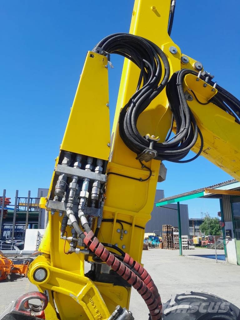 Menzi Muck M5 545 Wielgraafmachines
