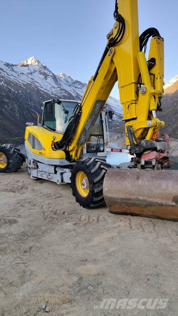 Menzi Muck M5 545 Wielgraafmachines