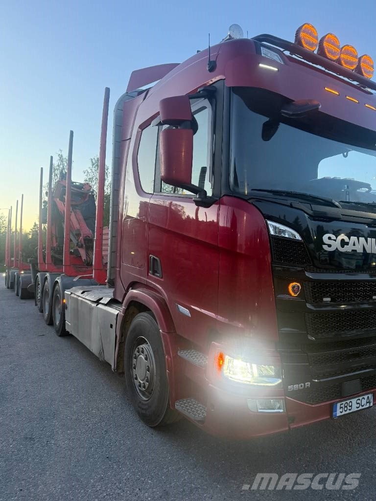 Scania R 560 Metsaveokid