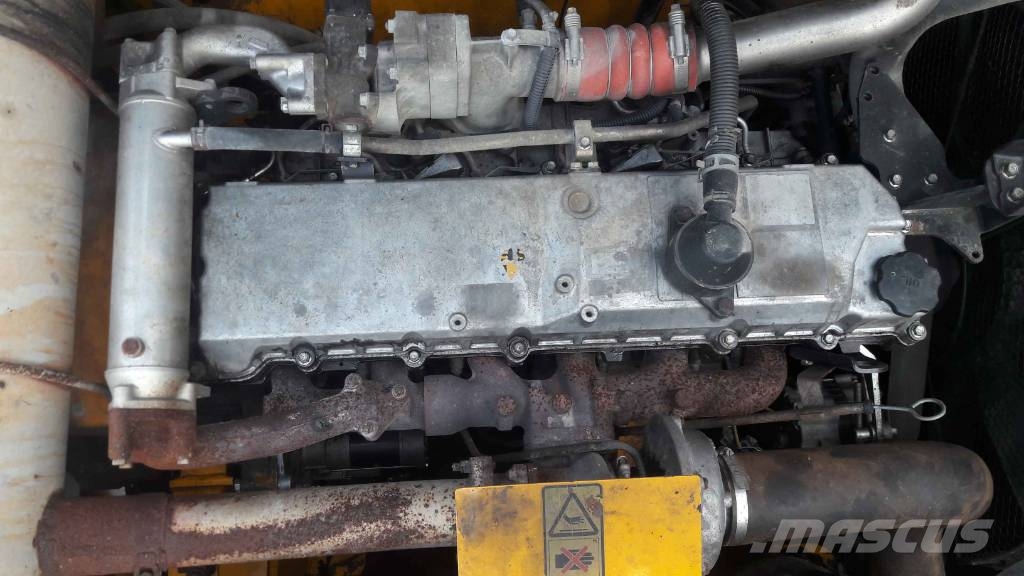 JCB JS 330 ME Rupsgraafmachines
